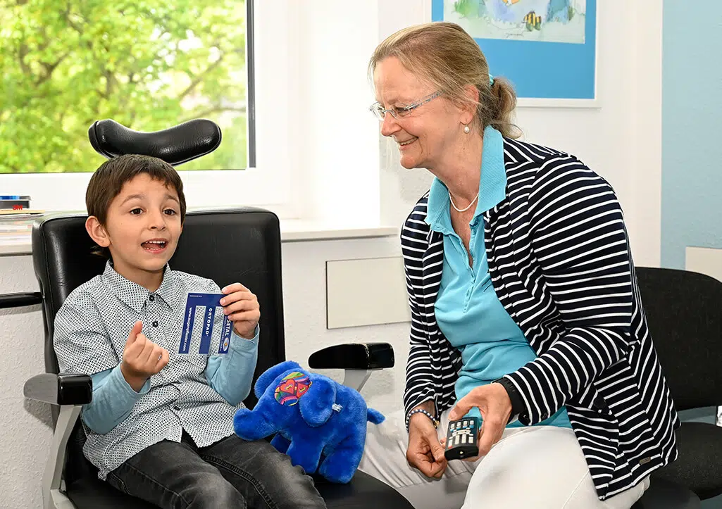 Kind bei der Kindersprechstunde
