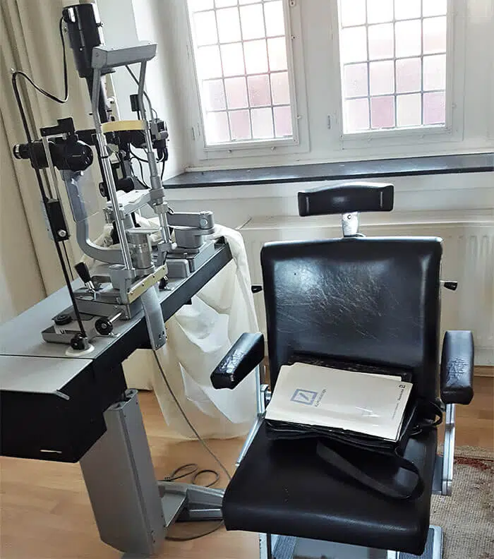 Geräte für Augenklinik in Tansania